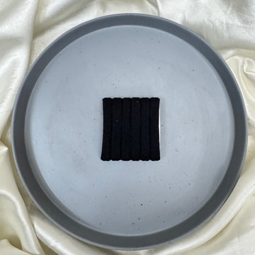 SIMPLE BLACK RUBBER BANDS