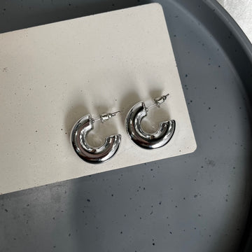 SUBLIMIS LOOPSHAPE EARRINGS