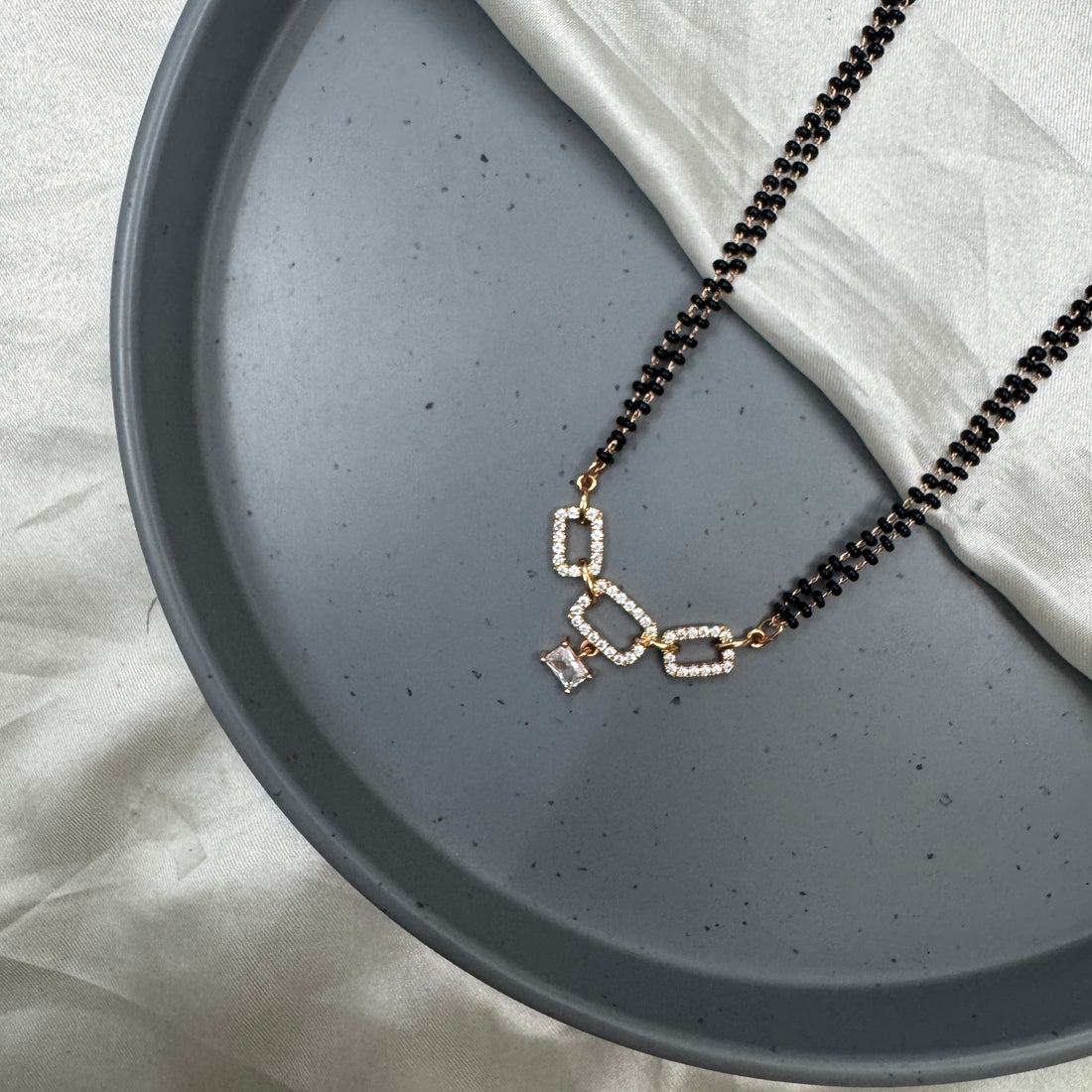 ELEGANT BOND MANGALSUTRA