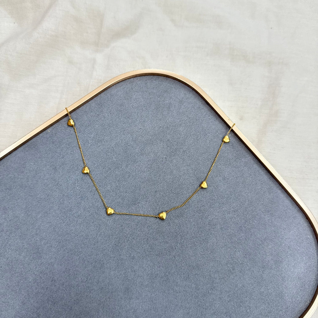 MINI HEART NECKLACE