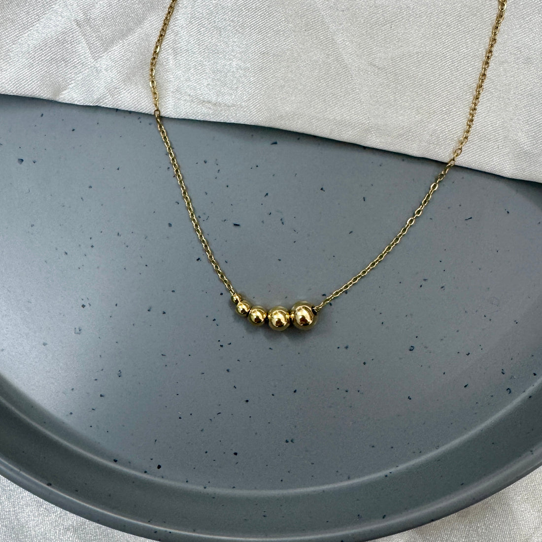 5 GOLD BALL NECKLACE