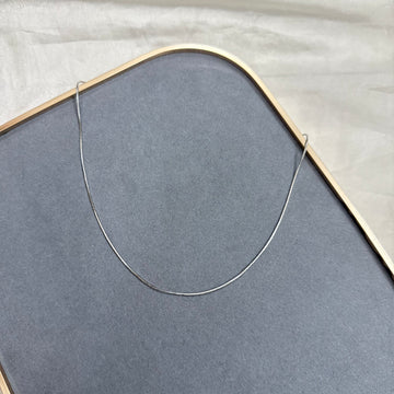PLAIN SILVER CHAIN