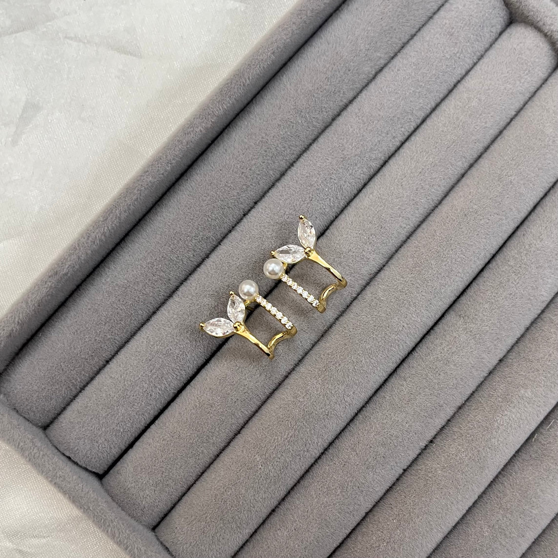 BEERA CUFF EARRINGS