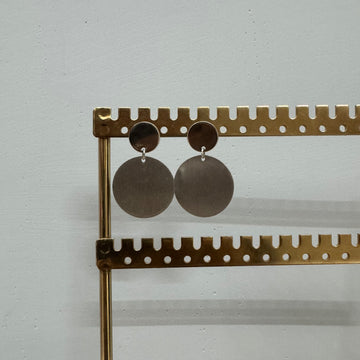 TONED CIRCULAR EARRINGS