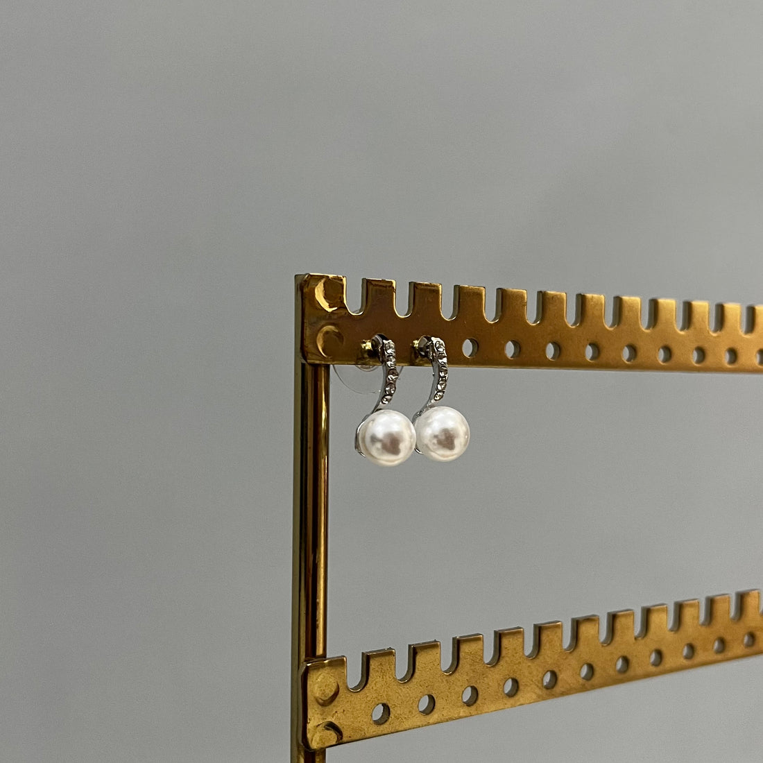 RAHA EARRINGS