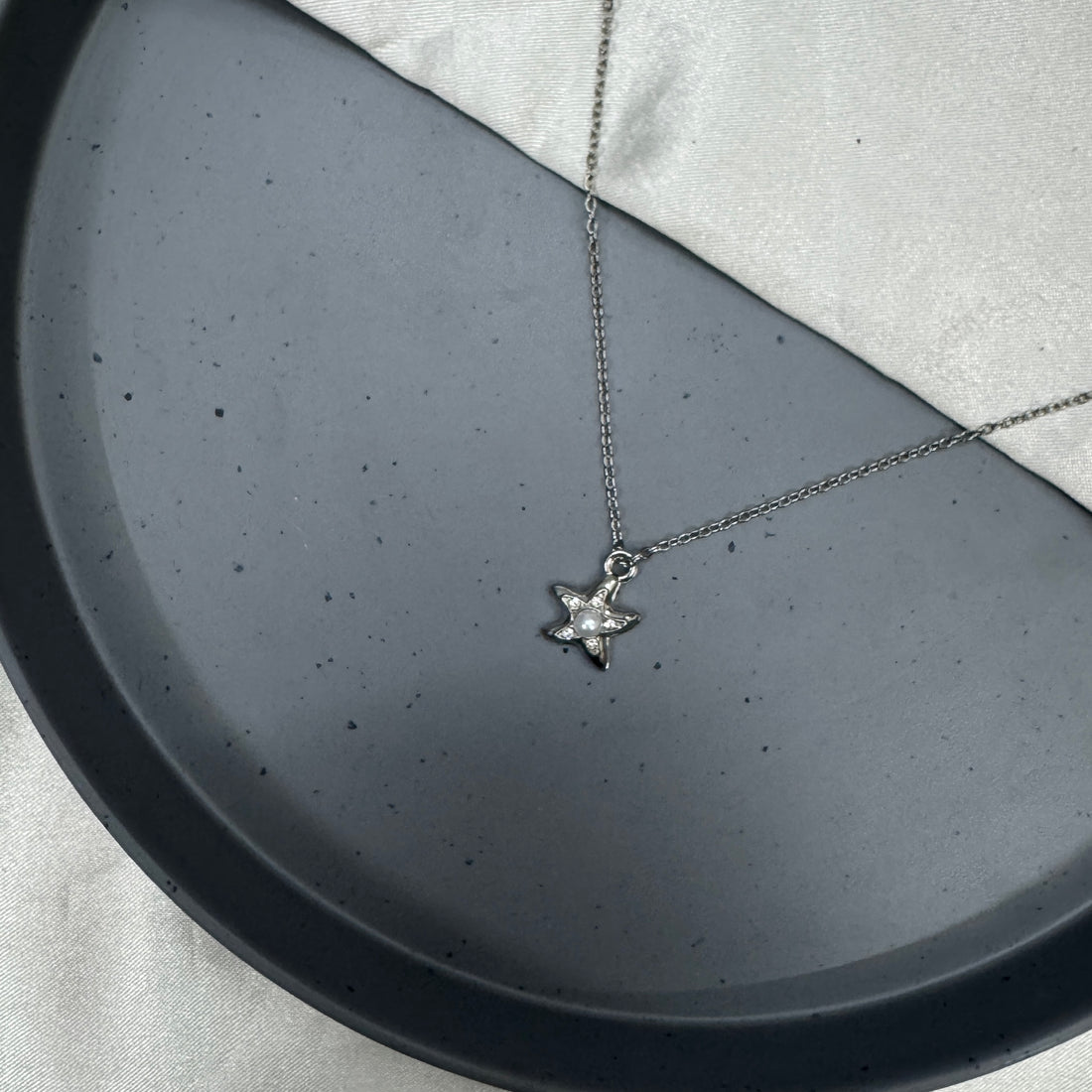 STAR PENDANT CHAIN