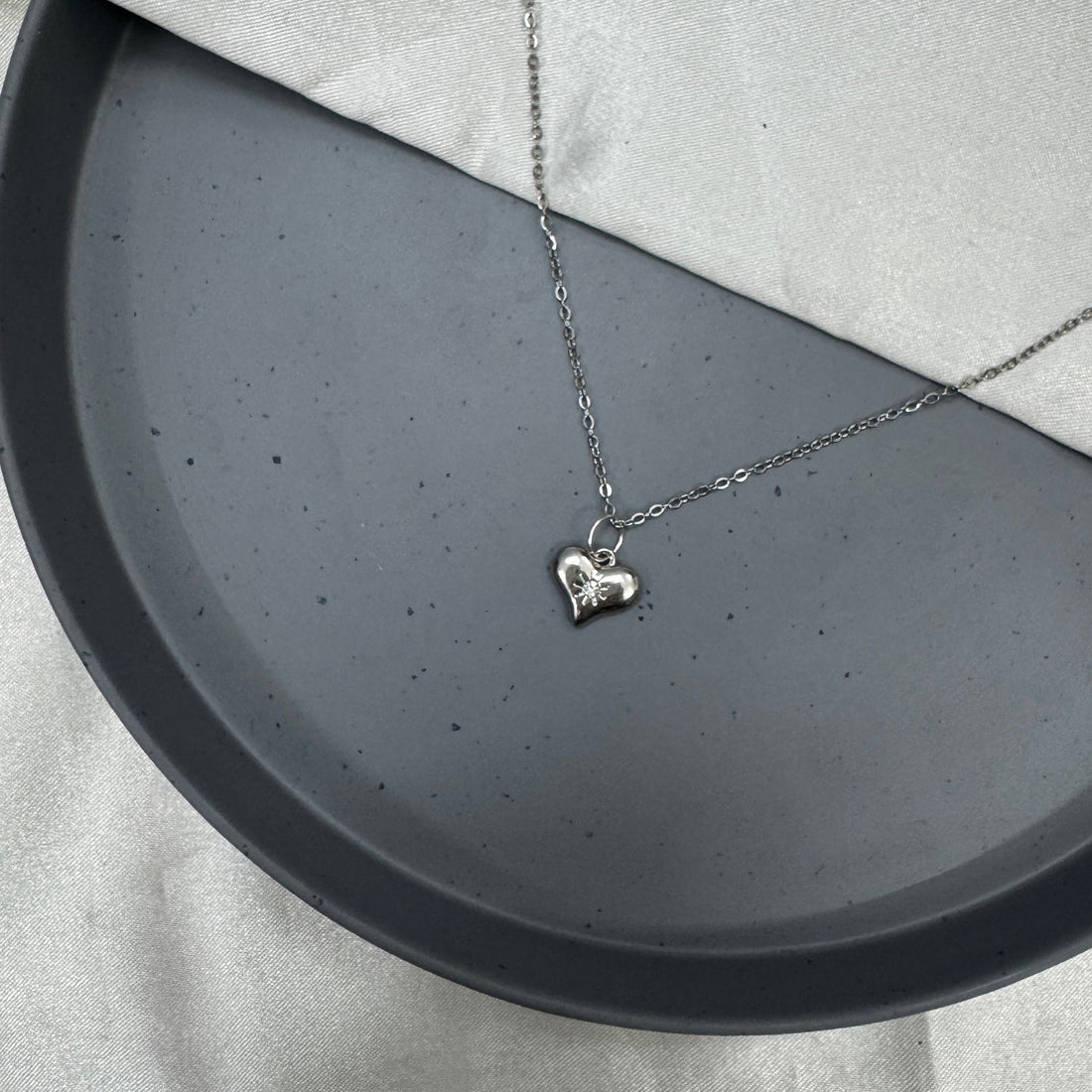 HEART ZICRON PENDANT CHAIN