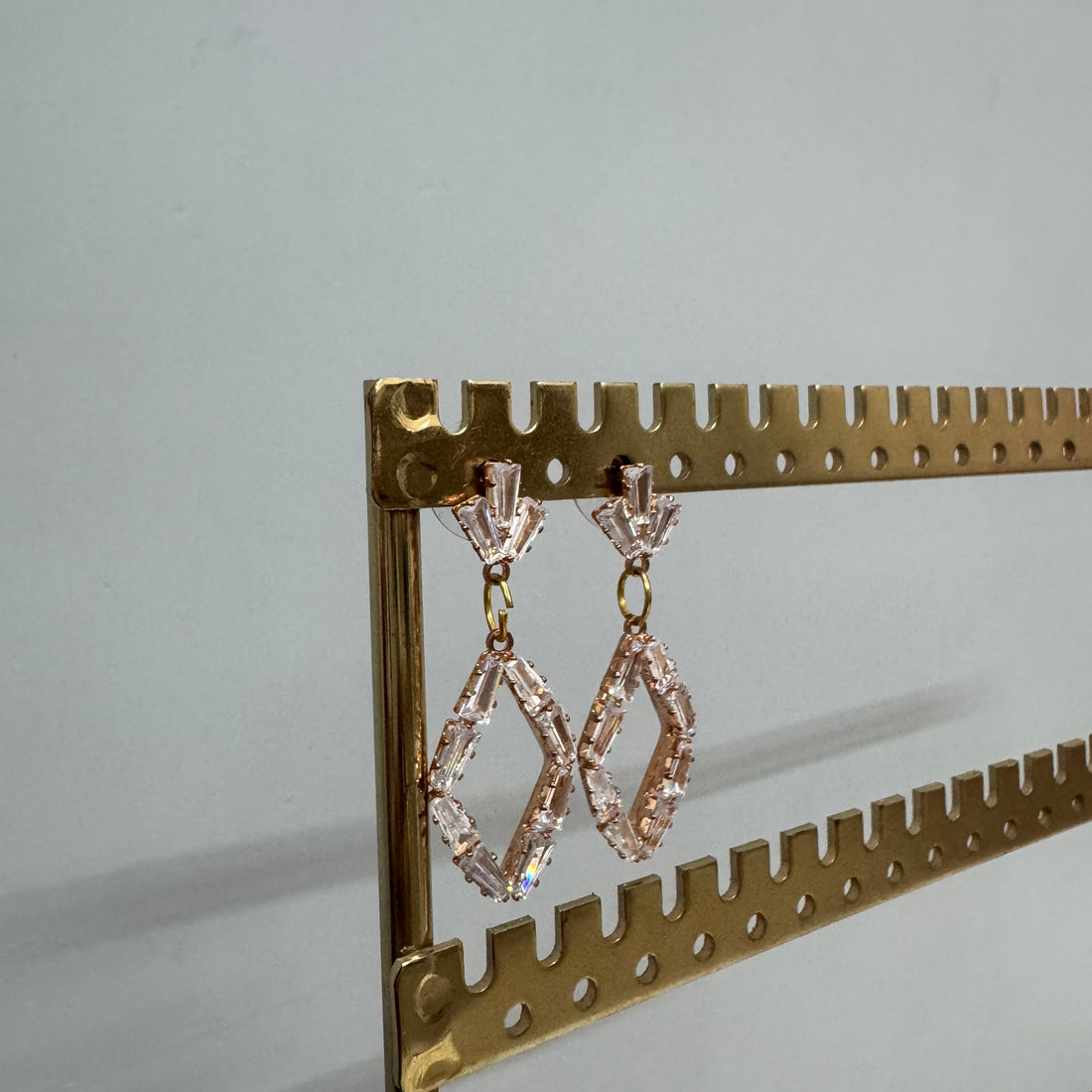 GEOMETRIC DROP EARRINGS