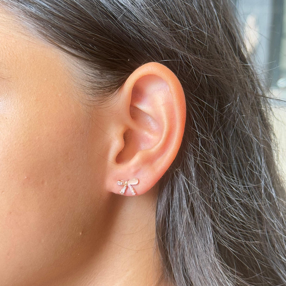 TINY BOW EARRINGS