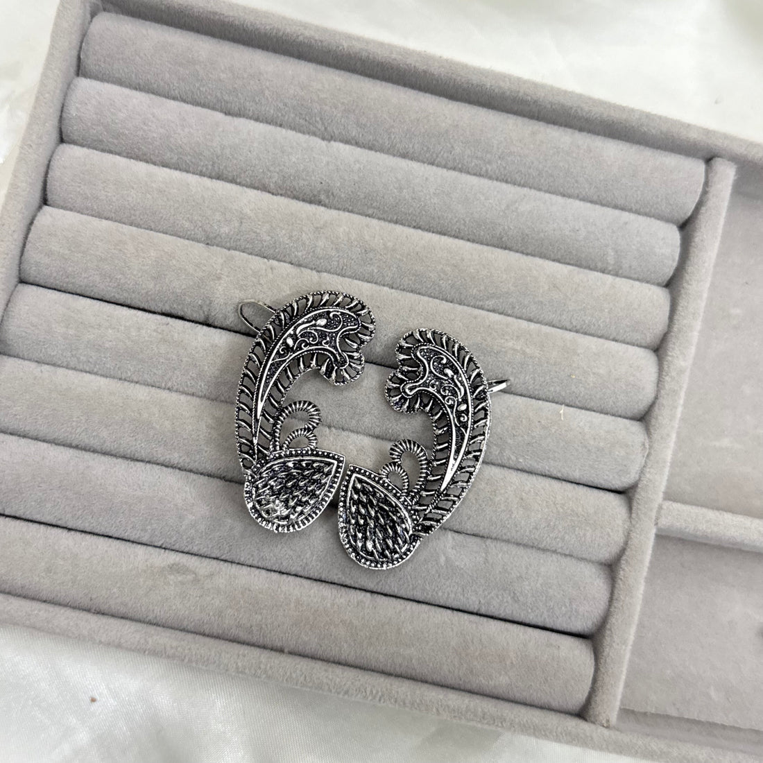RAAS RANG CUFF EARRING