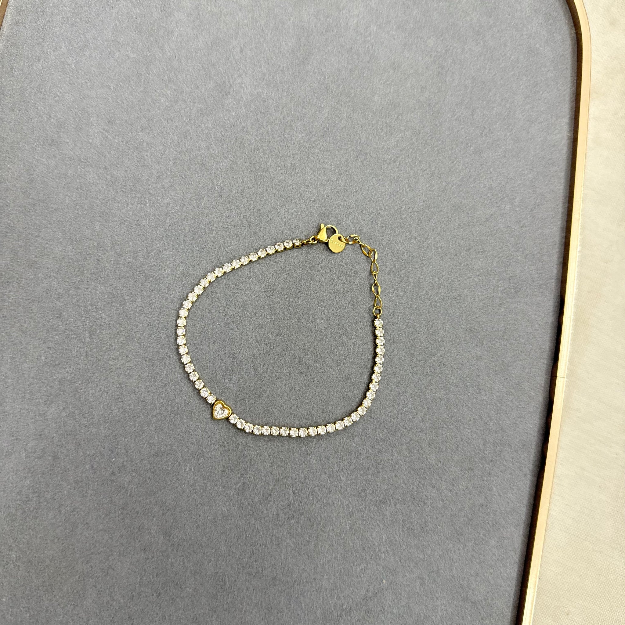 HEART TENNIS BRACELET