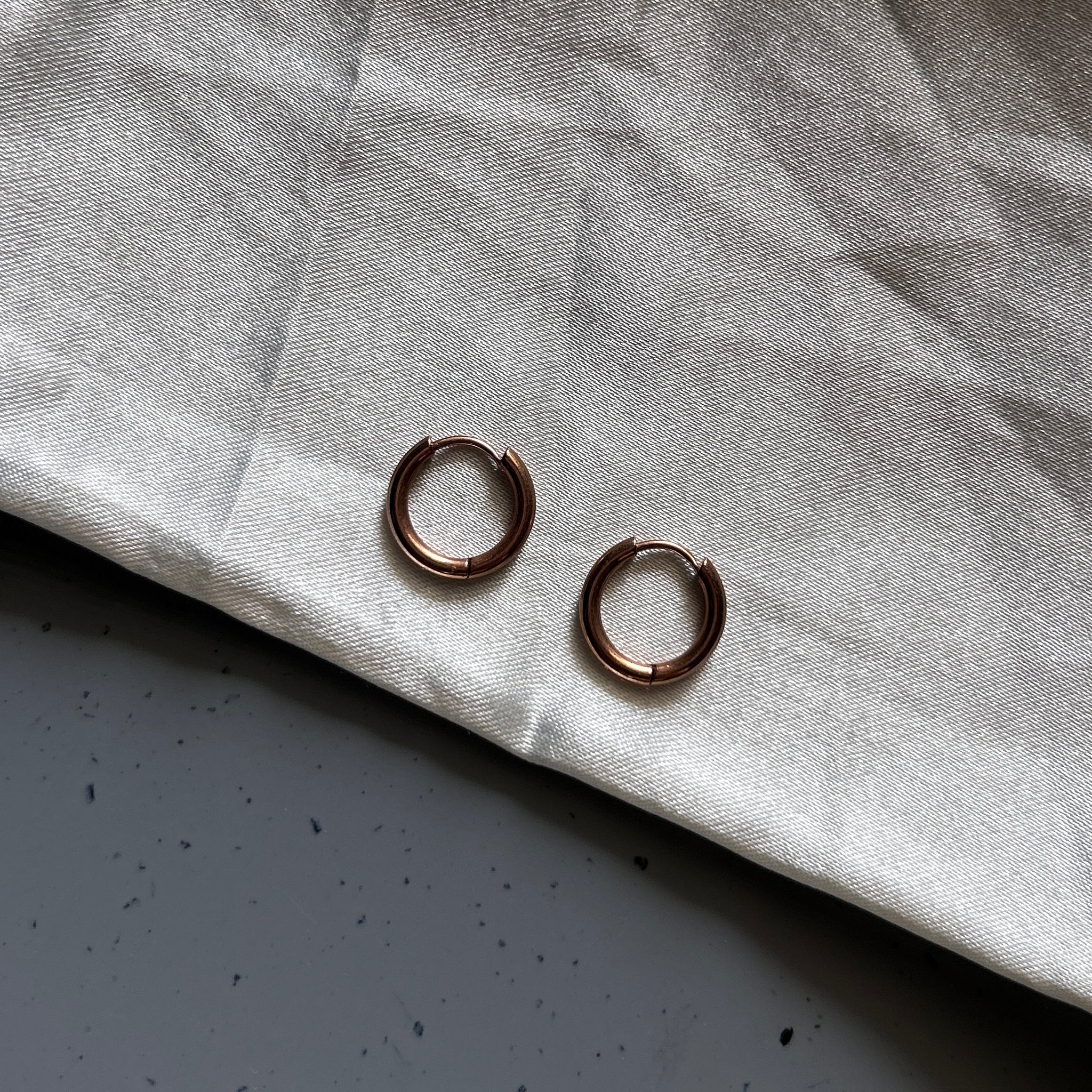 STATEMENT ROSEGOLD PLATED PLAIN HOOPS