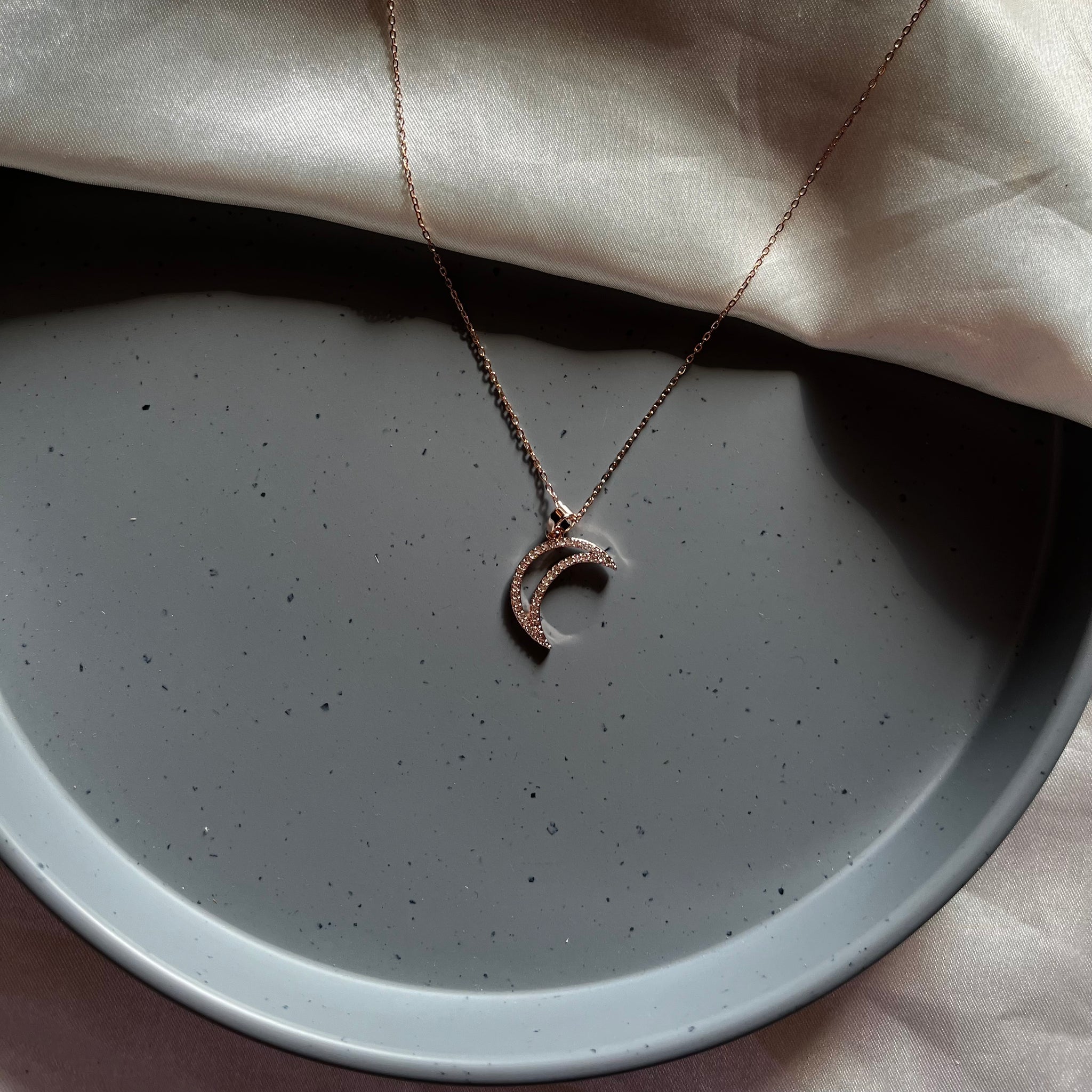 HALF MOON NECKLACE