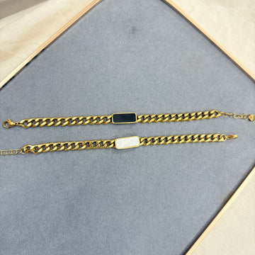 UNIQUE CHAIN BRACELET