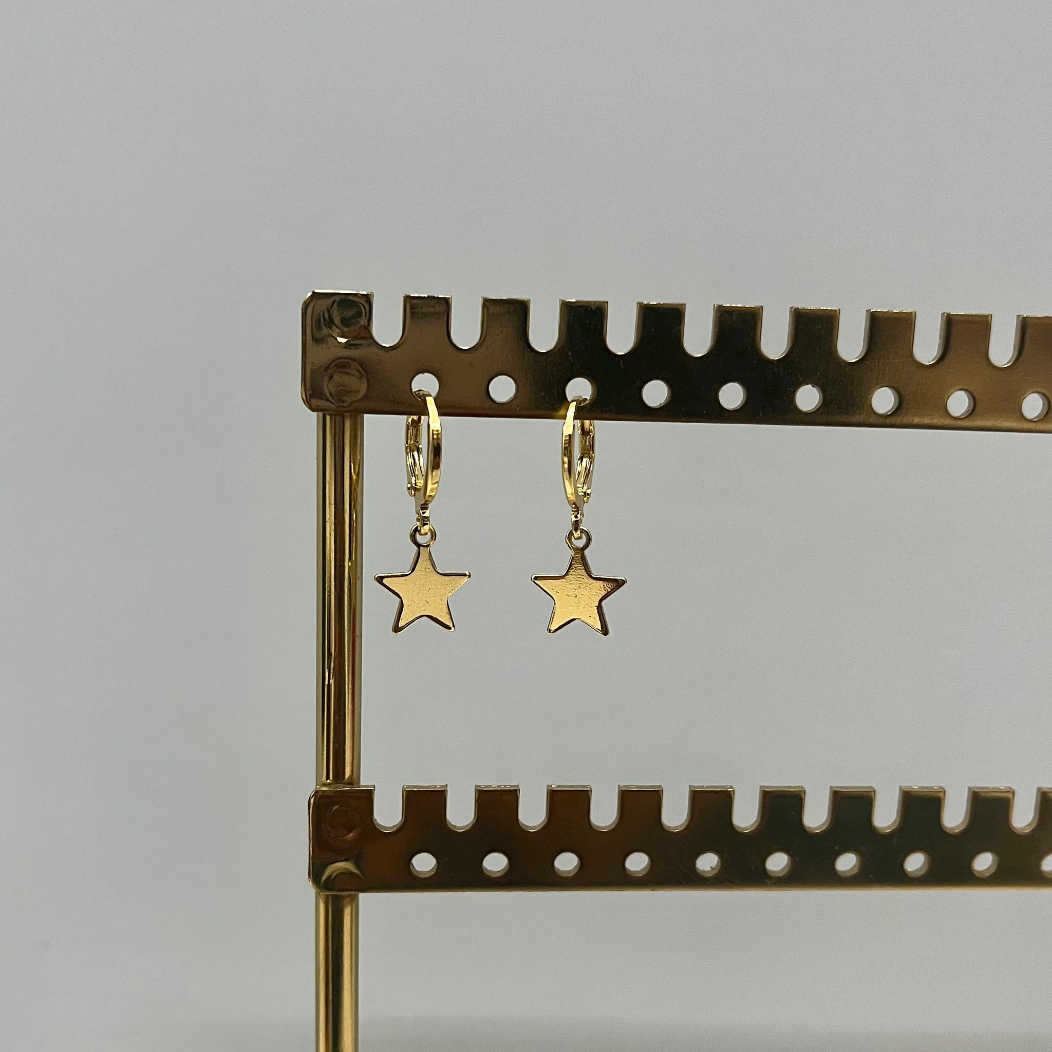 STAR 18K GOLD PLATED HUGGIES