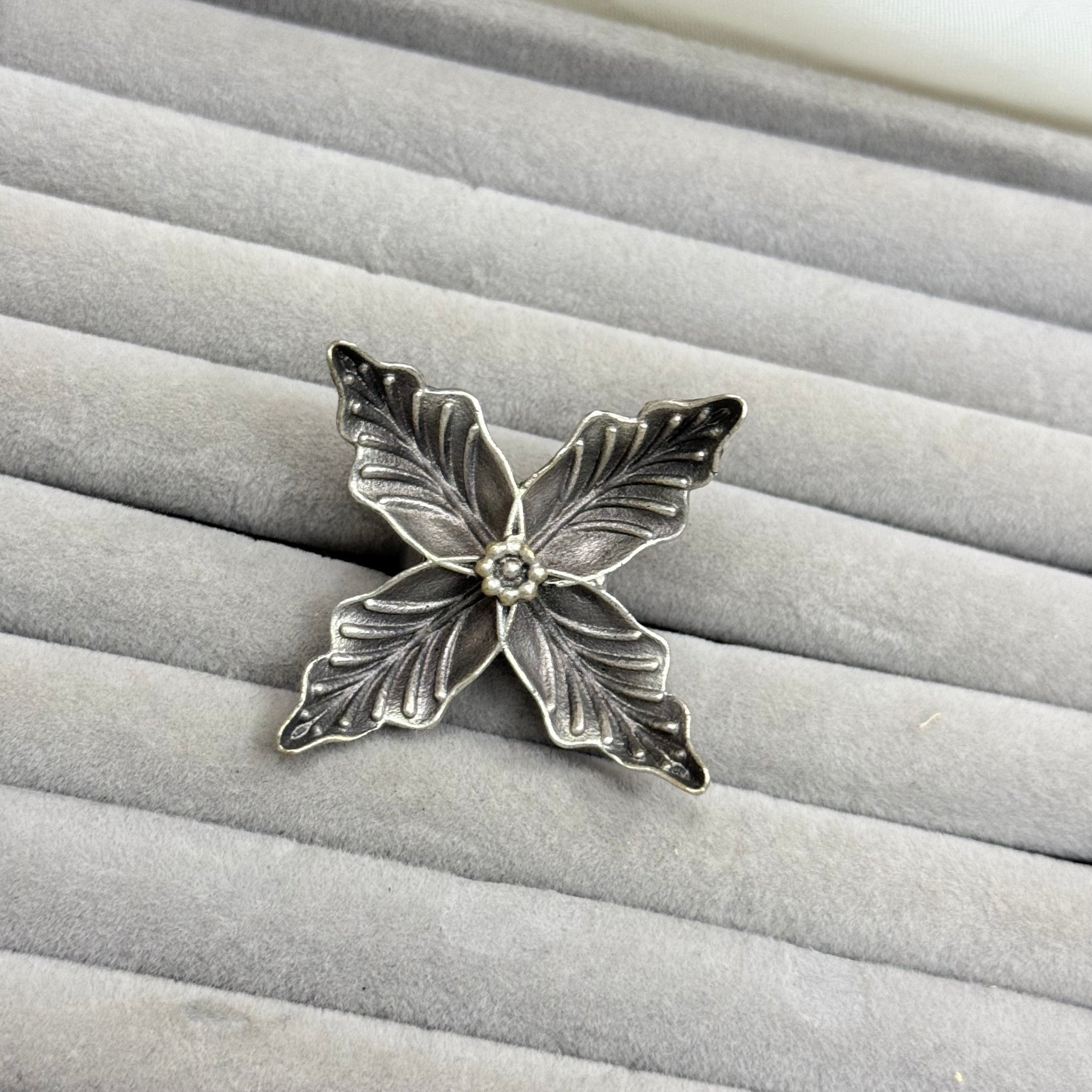 FESTIVE FUSION RING