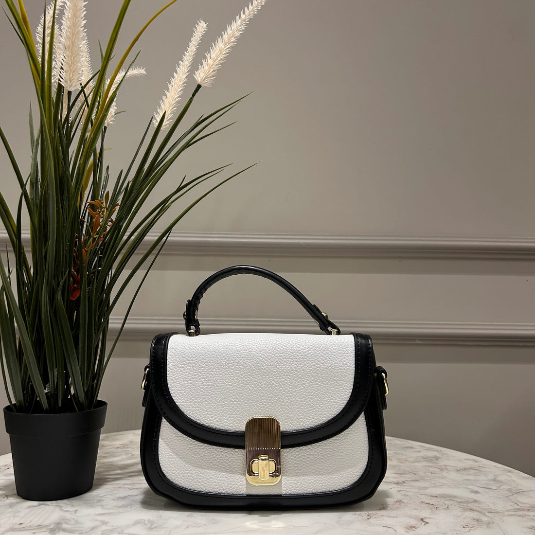 TWO TONE SADDLE BAG