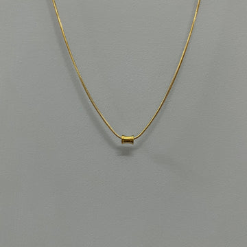 MINIMALIST GOLD NECKLACE