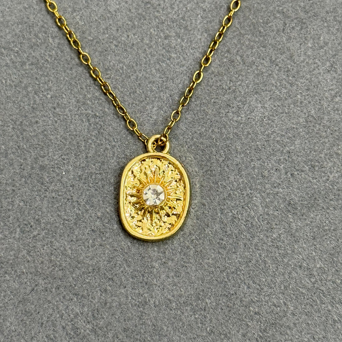 STAY GOLD NECKLACE