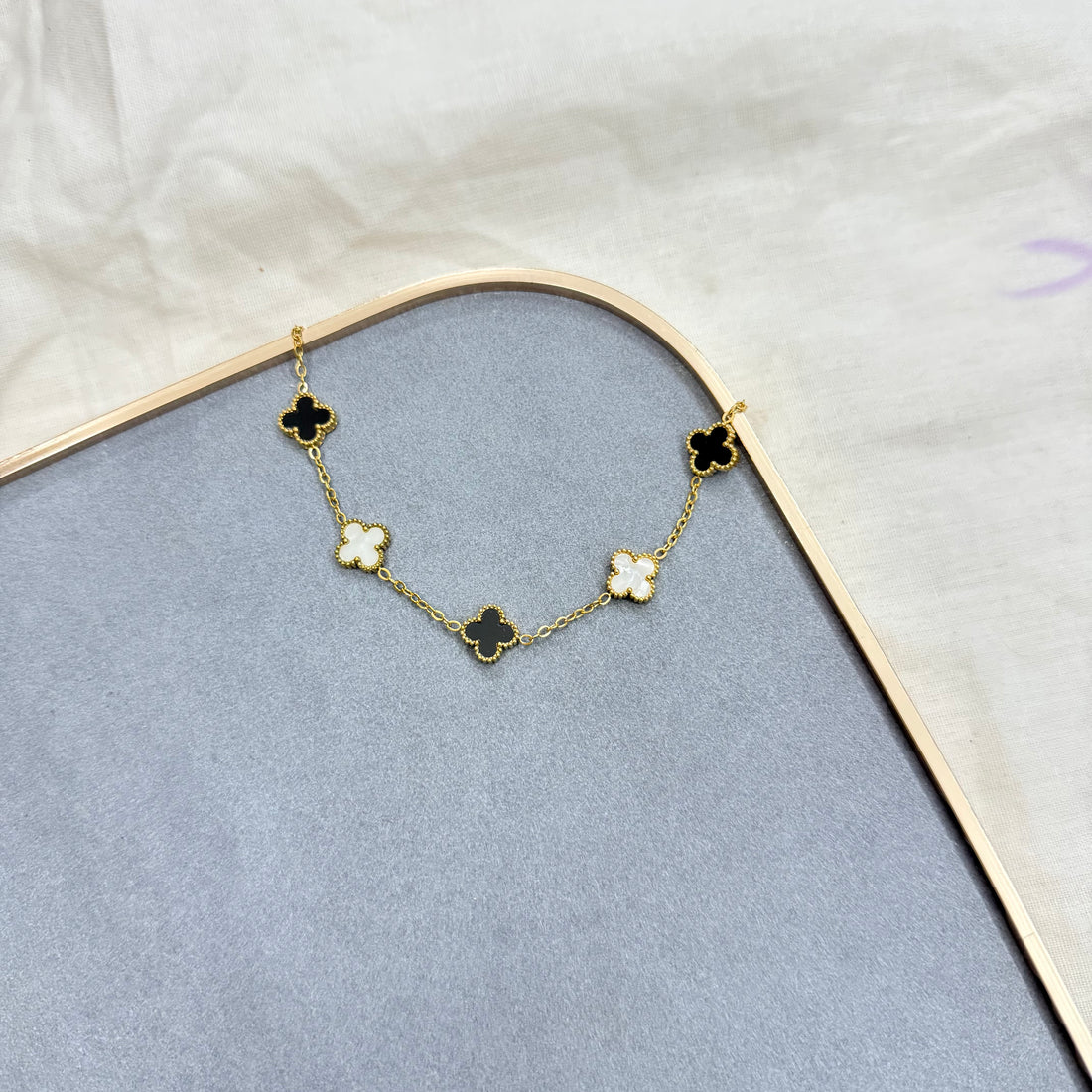 CLOVER REVERSIBLE CHAIN BRACELET