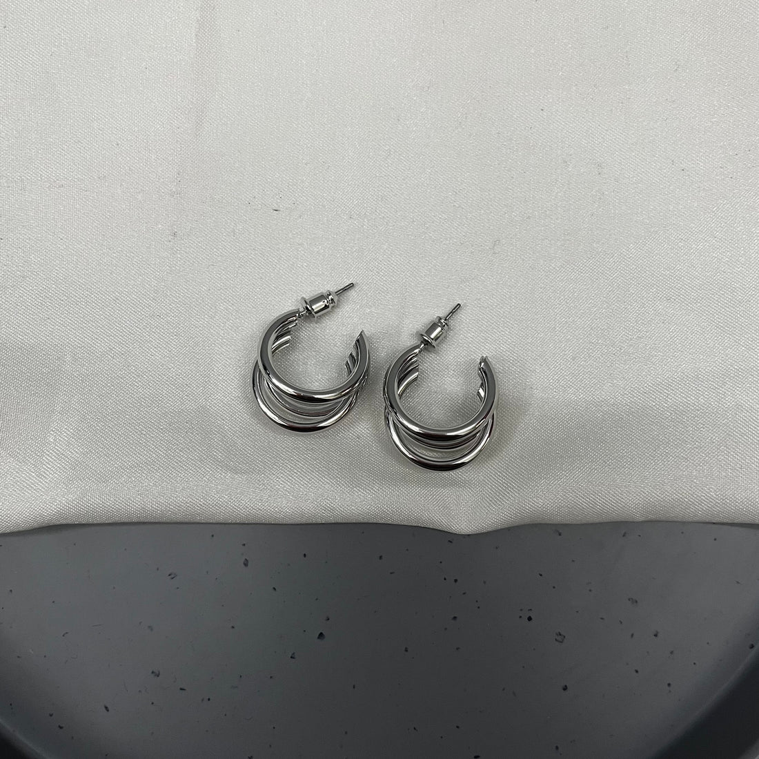 SILVER TRIPLE LAYER HOOP EARRING