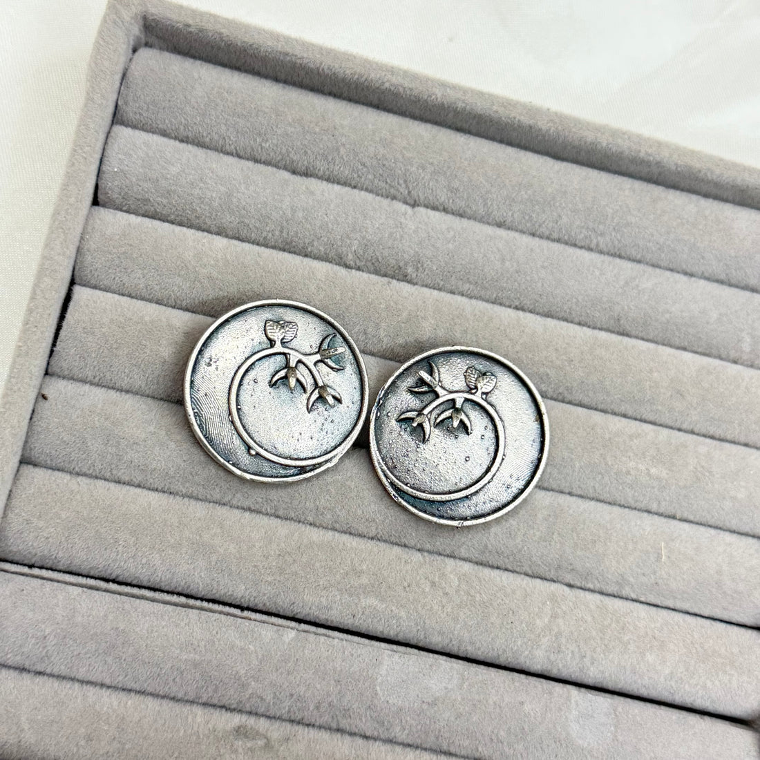 CHAND EARRING