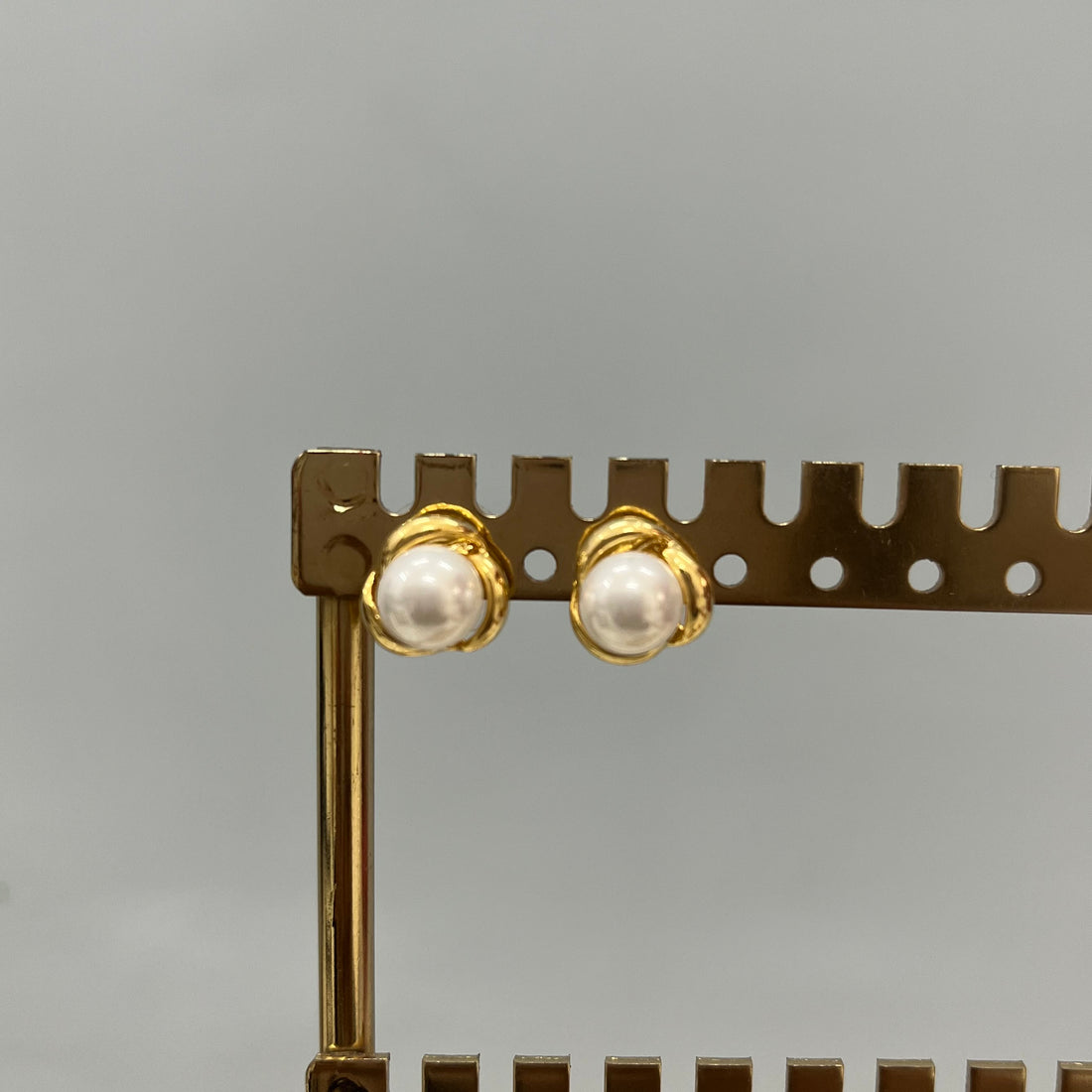 ALLOY PEARL EARRINGS