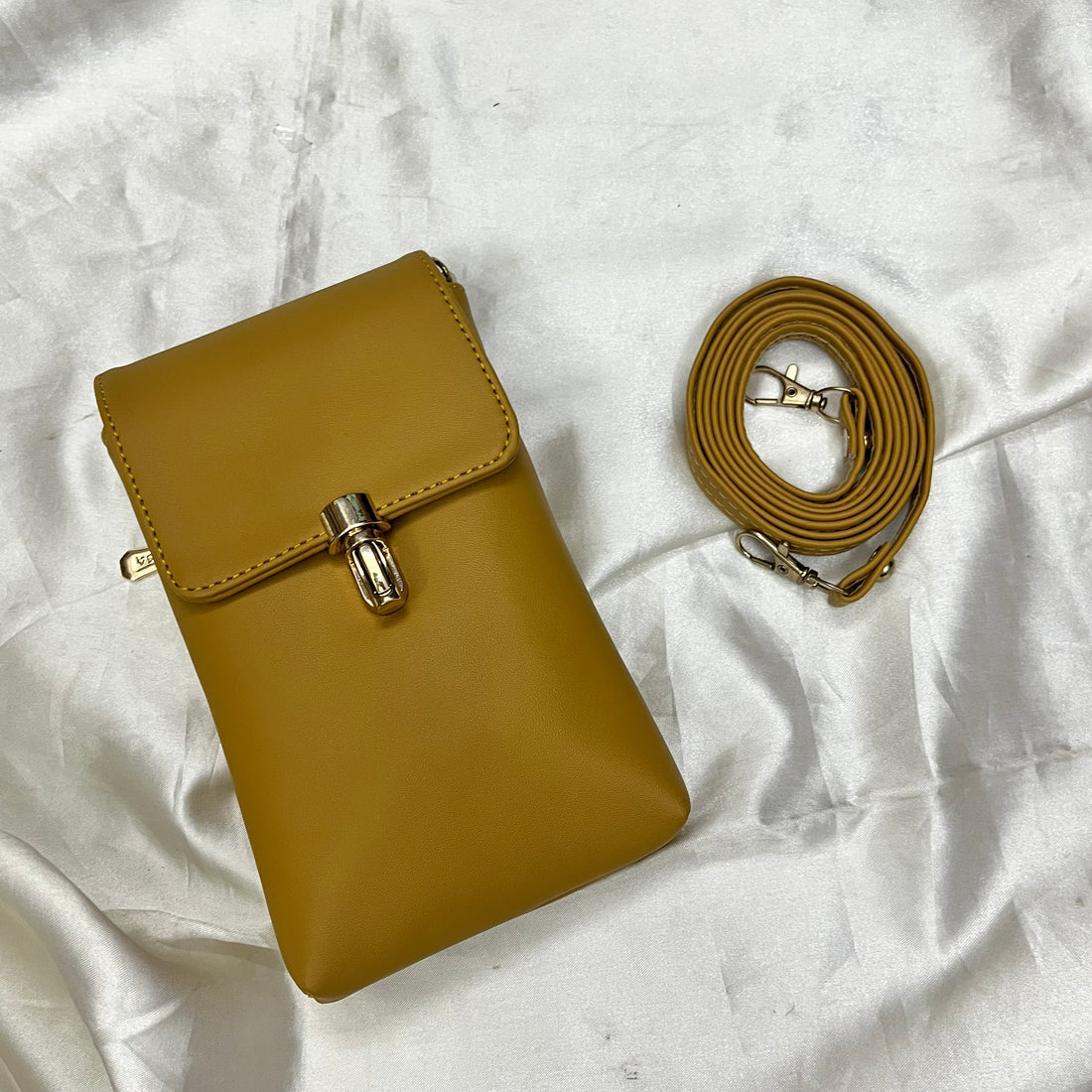 POCKET WHO? BAG