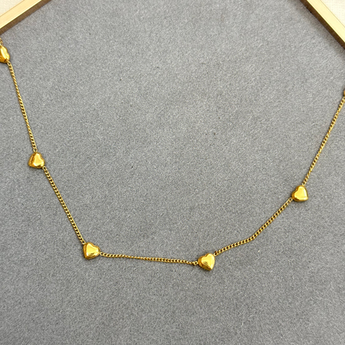 MINI HEART NECKLACE