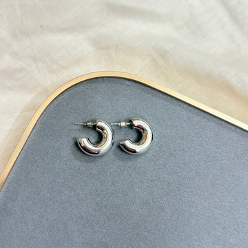 SUBLIMIS LOOPSHAPE EARRINGS