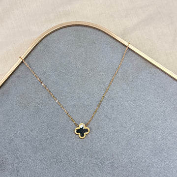 BLACK & WHITE CLOVER NECKLACE