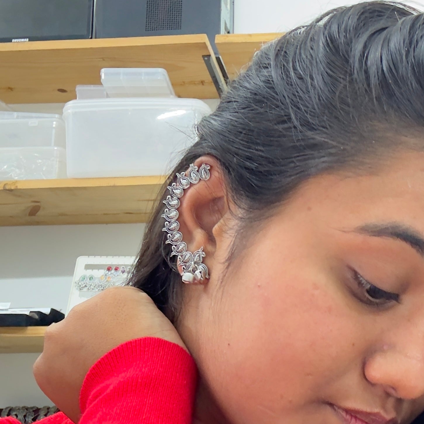 NAVRANG NOOR CUFF EARRING