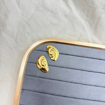 EAR SHAPED STEEL SPIRAL DESIGN EARRING