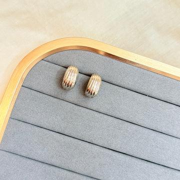 STRIPED STUD EARRINGS
