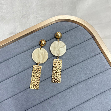 DISC AND LINE EARRINGS