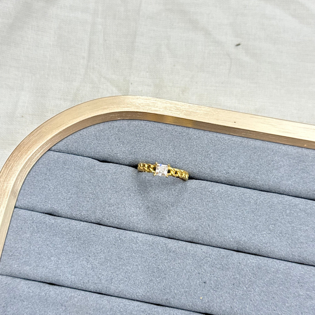 ROCK DIAMOND RING