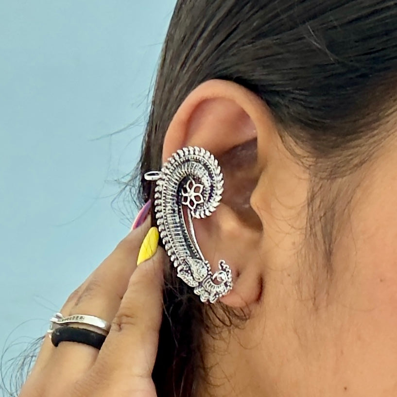 DEVI DIVYA CUFF EARRING