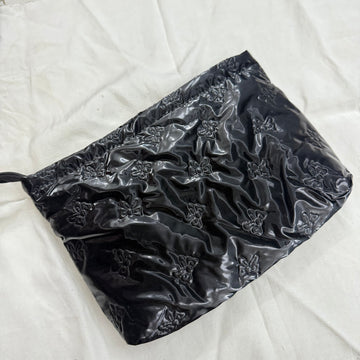 BUBBLE GUM MAKEUP POUCH