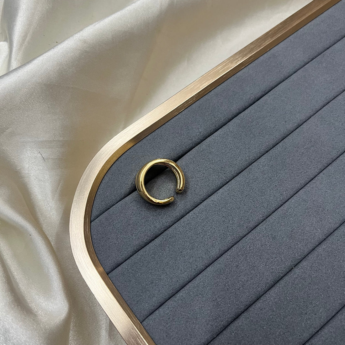 CLASSIC DOME 18K GOLD PLATED RING