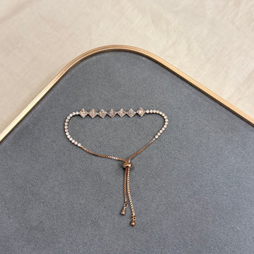 FANCY DIAMOND WHITE TENNIS BRACELET