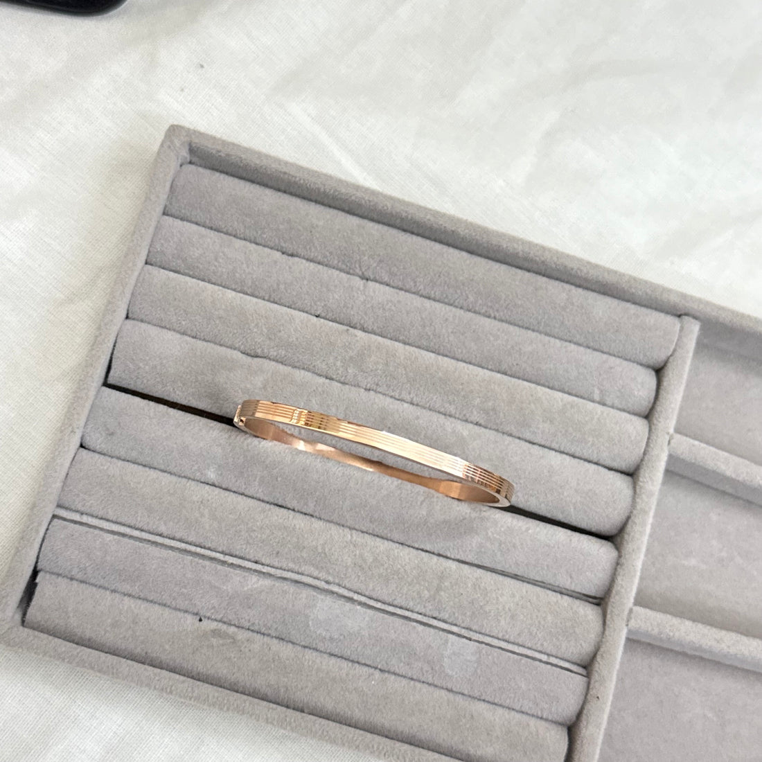 LINING KADA