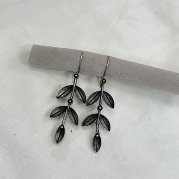 NAVRATRI LEAF EARRING