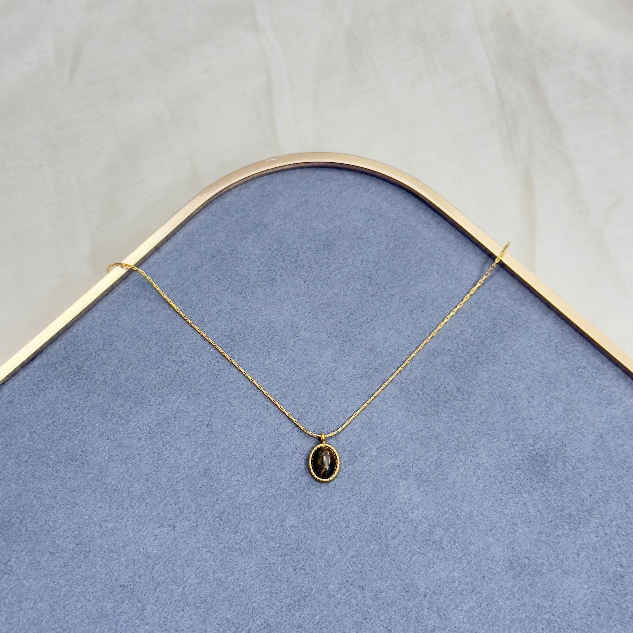 SIMPLE STONE NECKLACE