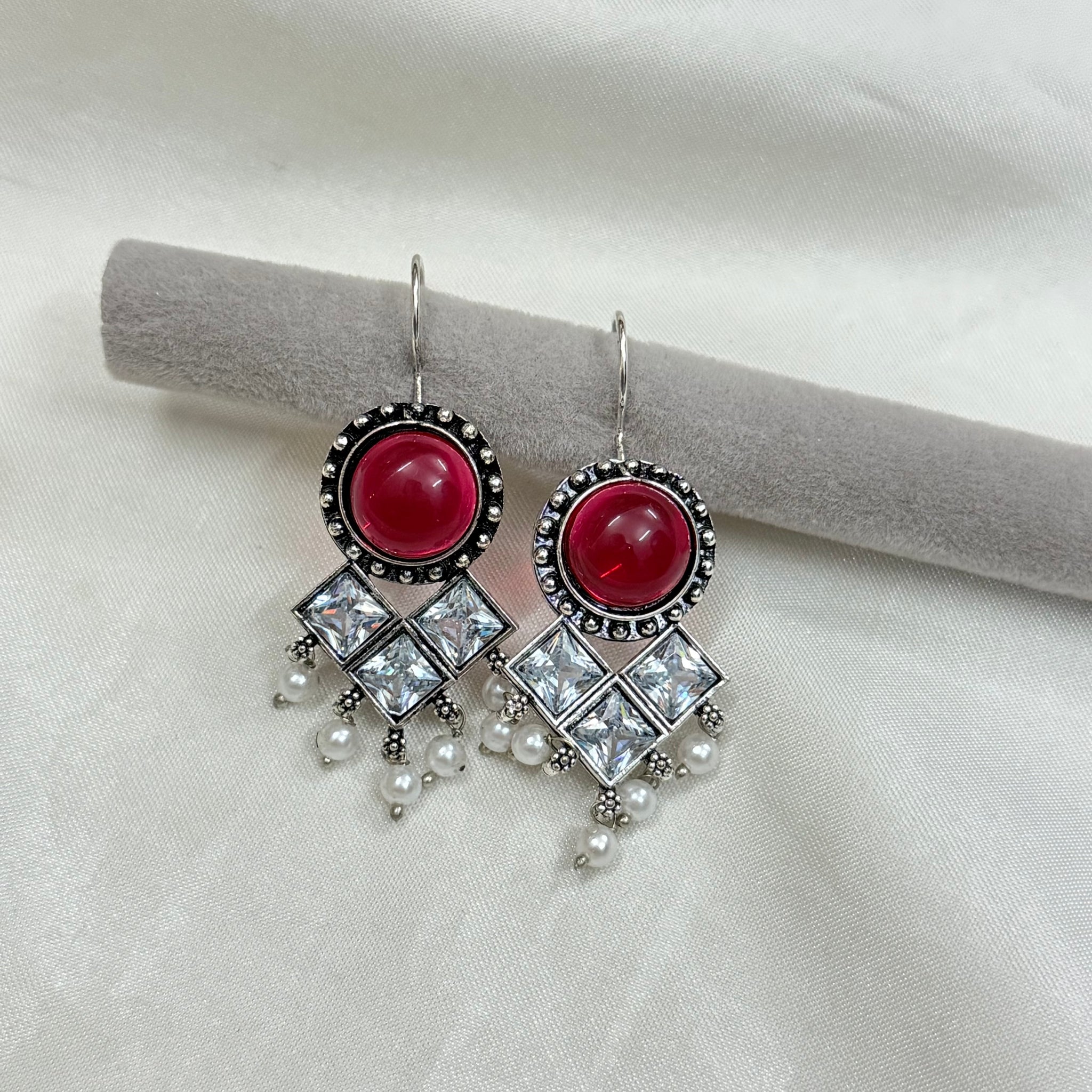 RANG RASIYA EARRING