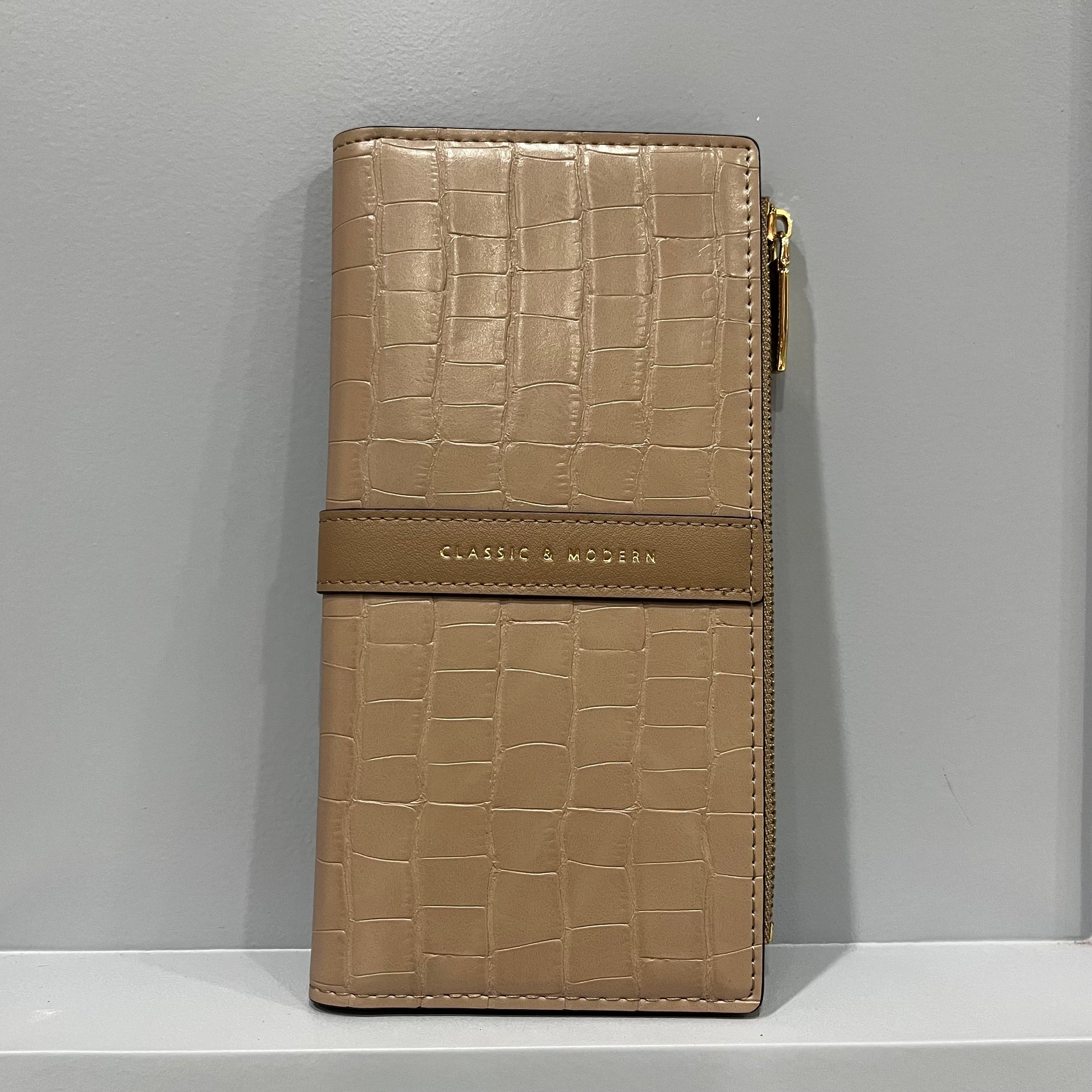 FANCY WOMAN WALLET