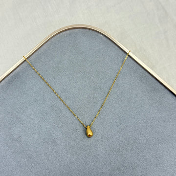 TEARDROP NECKLACE