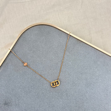 DUAL RING SHAPED CRYSTAL NECKLACE