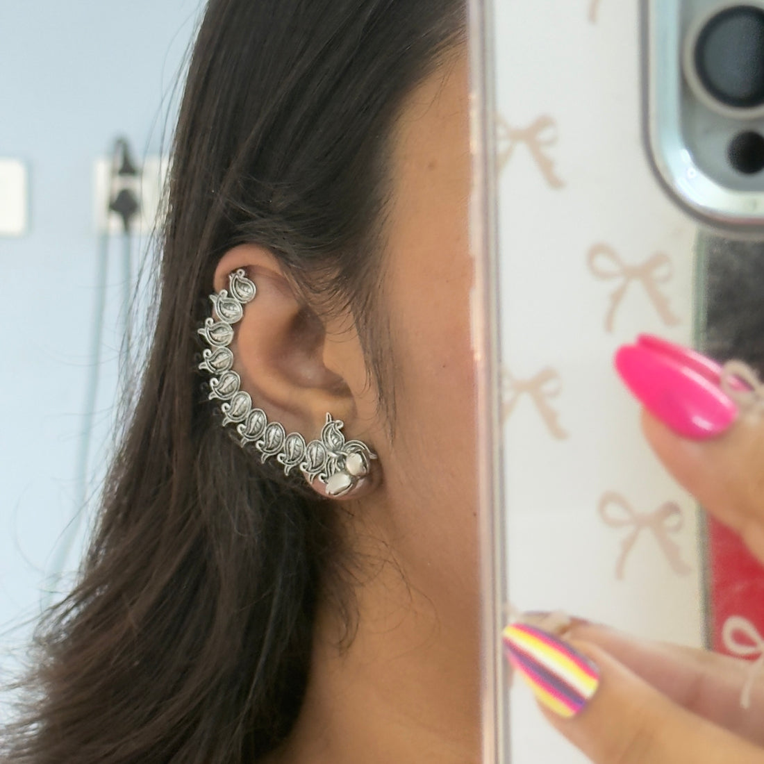 NAVRANG NOOR CUFF EARRING