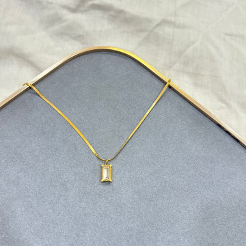 FRESHWATER PEARL NECKLACE