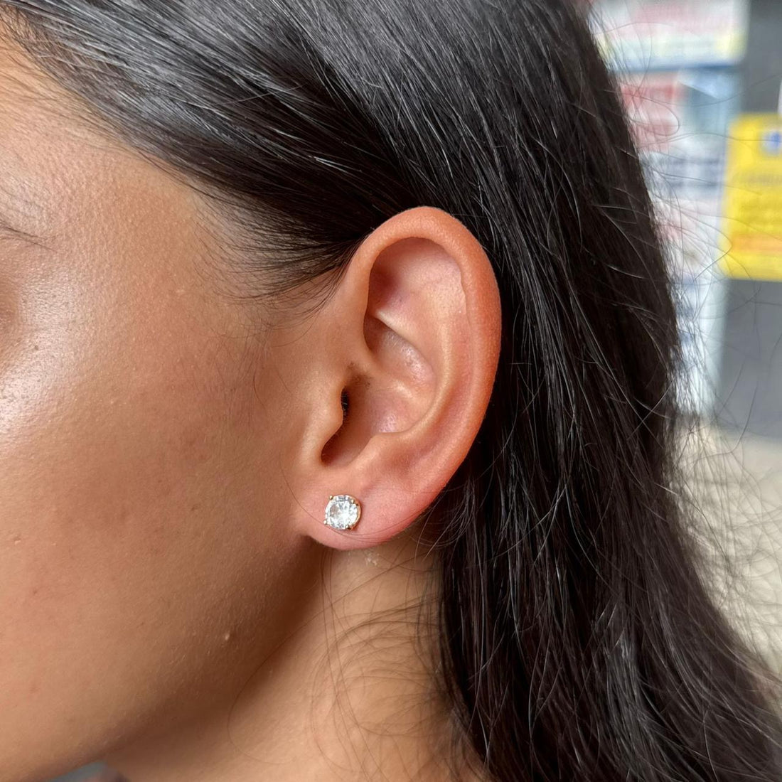 SOLITAIRE 18K GOLD PLATED EARRING